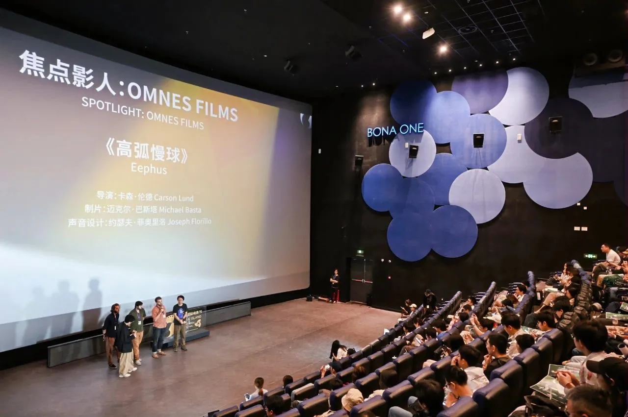 映后回顾|《开始的枪》观众激动落泪,竞赛影片映后精彩不停 封面图