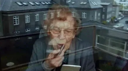 我们脚下的大地剧照